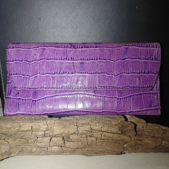 Leather Wallet Abas Lavender Purple Crocodile Embossed Snap Closure - Picture 2 of 13